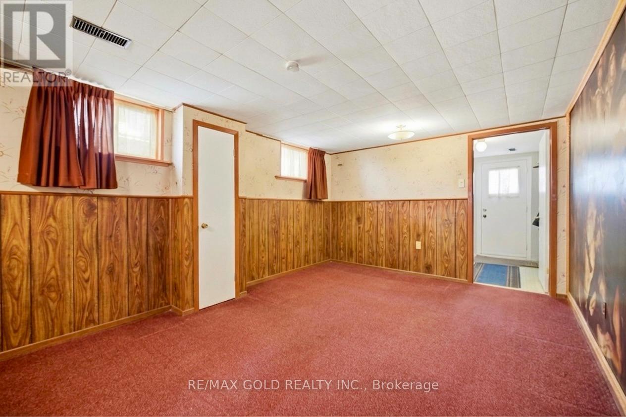 877 Consort Crescent, Mississauga, Ontario  L5C 1J8 - Photo 36 - W12996602