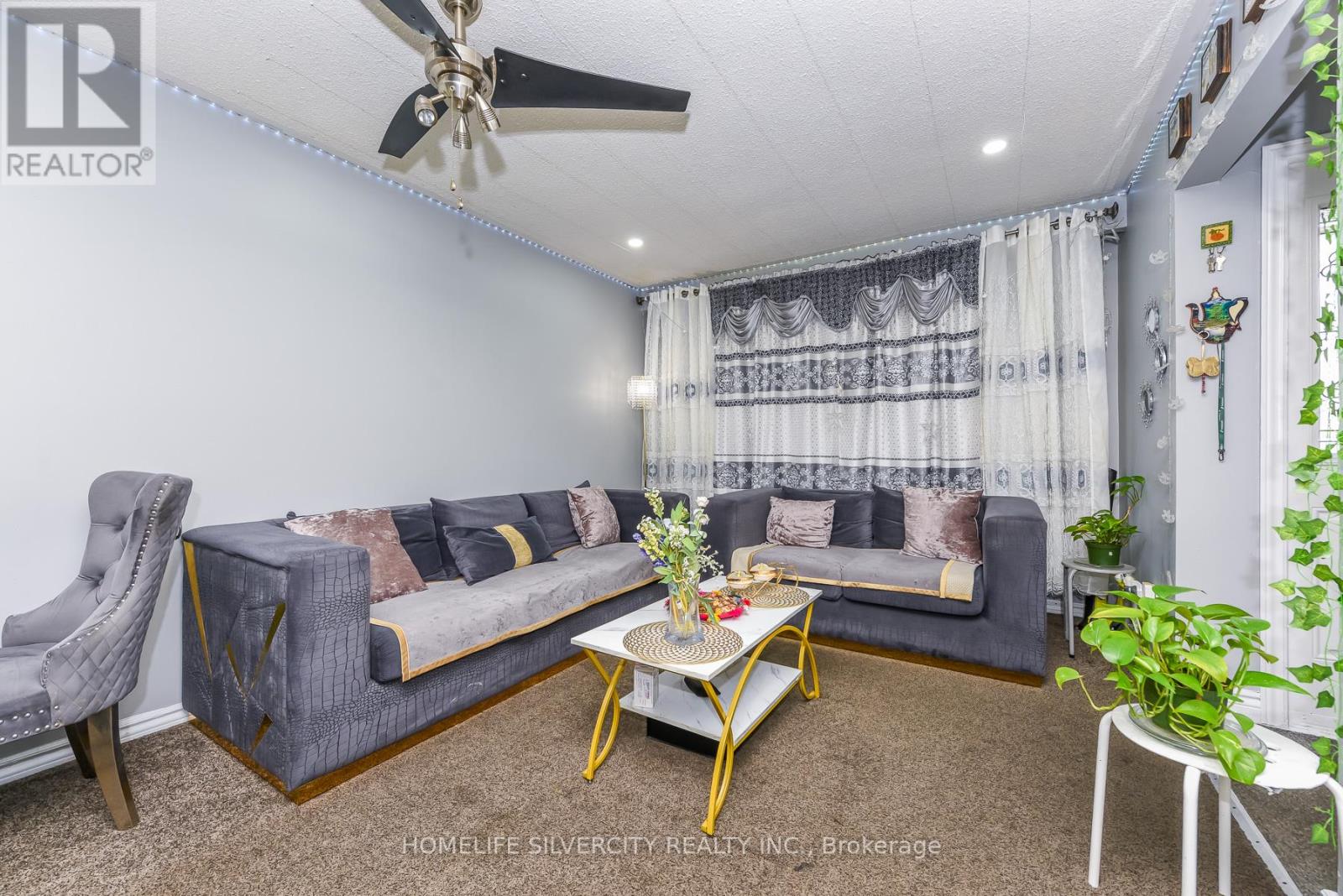 7816 Priory Crescent, Mississauga, Ontario  L4T 3H5 - Photo 19 - W12996606