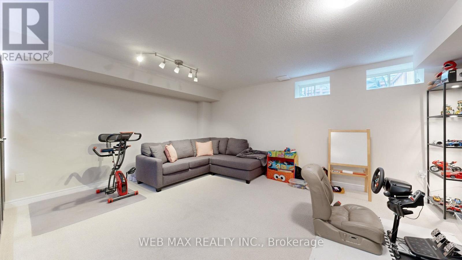 213 Wisteria Way, Oakville, Ontario  L6M 1R1 - Photo 29 - W12996616