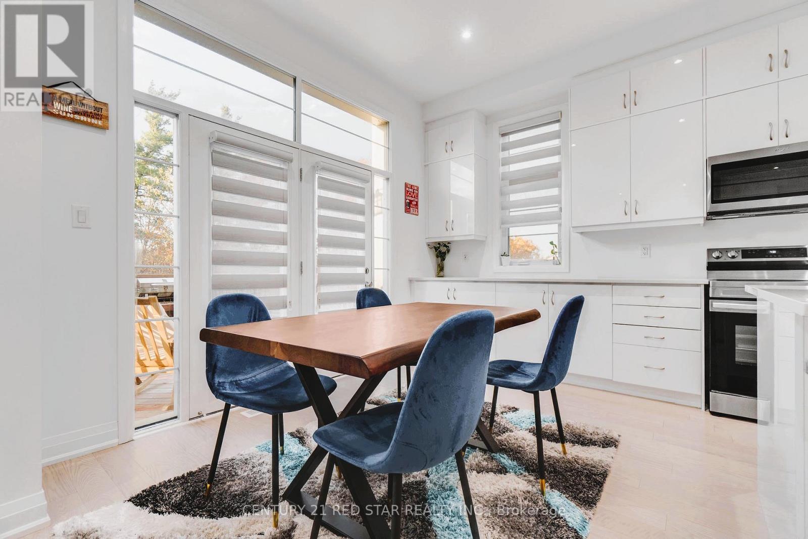 3251 Harasym Trail, Oakville, Ontario  L6M 5N6 - Photo 16 - W12996632