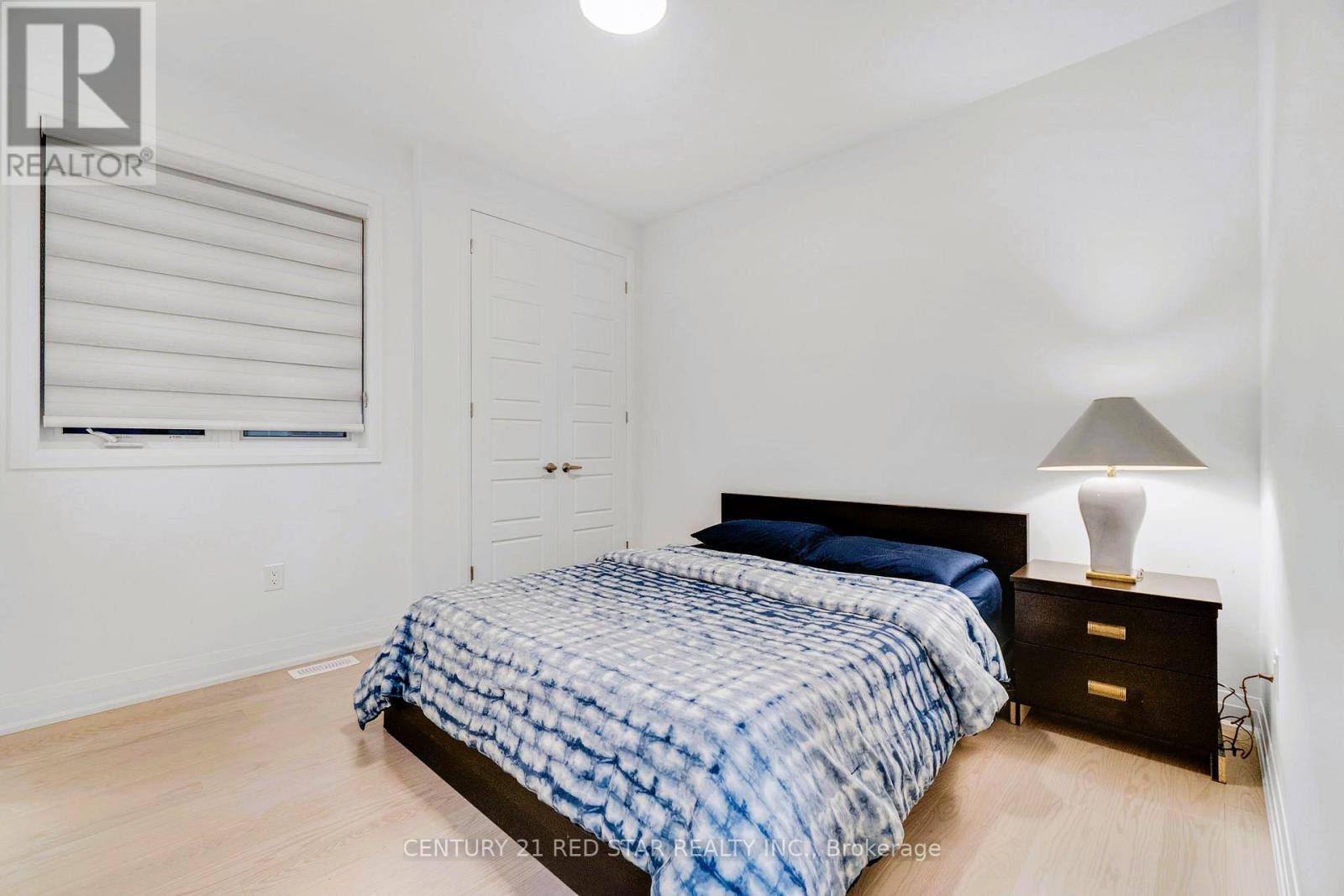 3251 Harasym Trail, Oakville, Ontario  L6M 5N6 - Photo 31 - W12996632