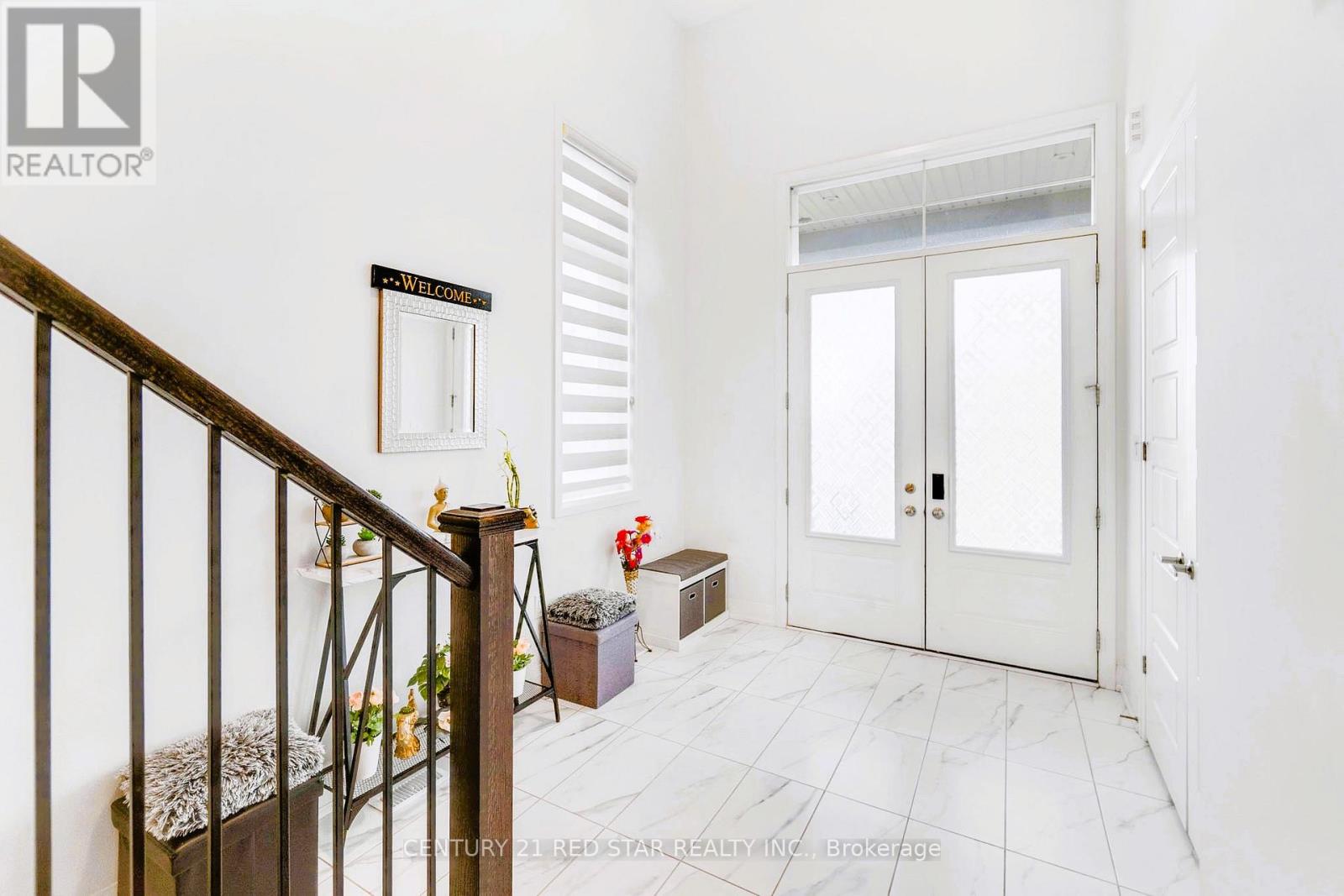 3251 Harasym Trail, Oakville, Ontario  L6M 5N6 - Photo 6 - W12996632