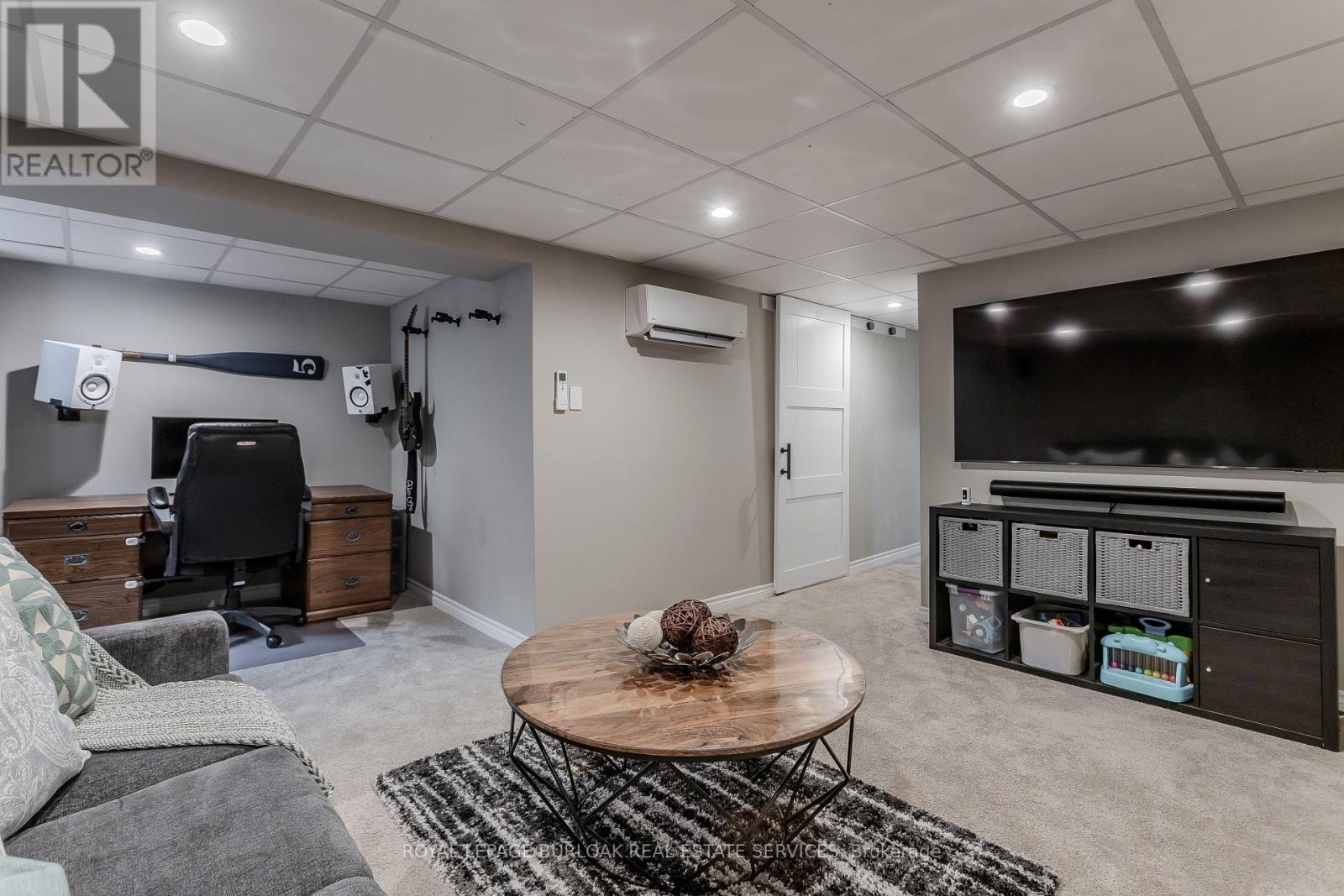 71 - 528 Sheraton Road, Burlington, Ontario  L7L 4B2 - Photo 41 - W12996668