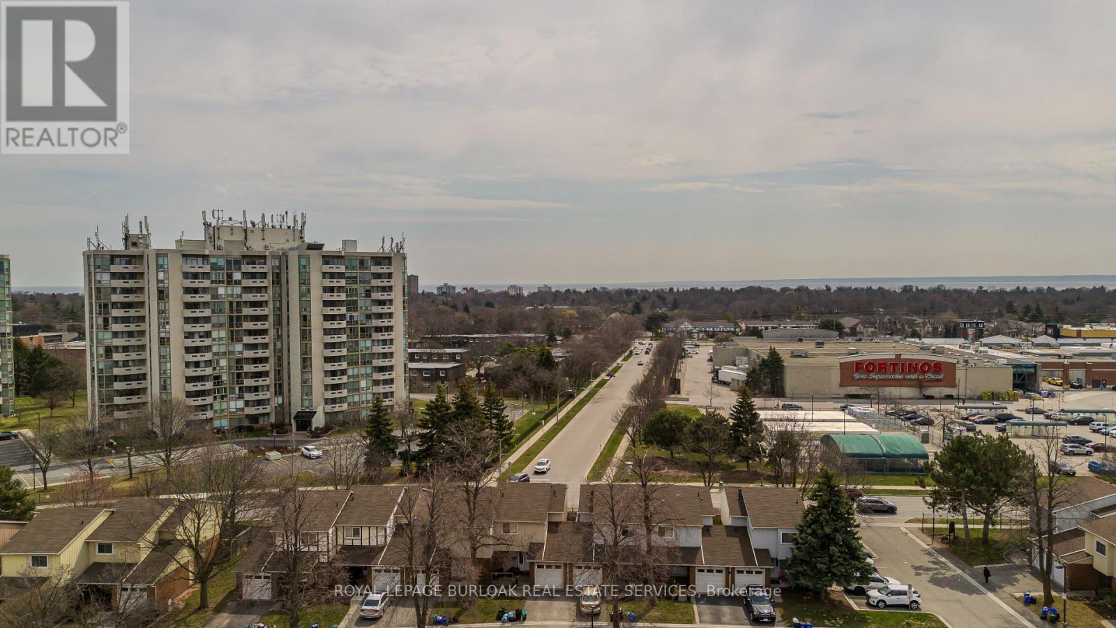 71 - 528 Sheraton Road, Burlington, Ontario  L7L 4B2 - Photo 50 - W12996668