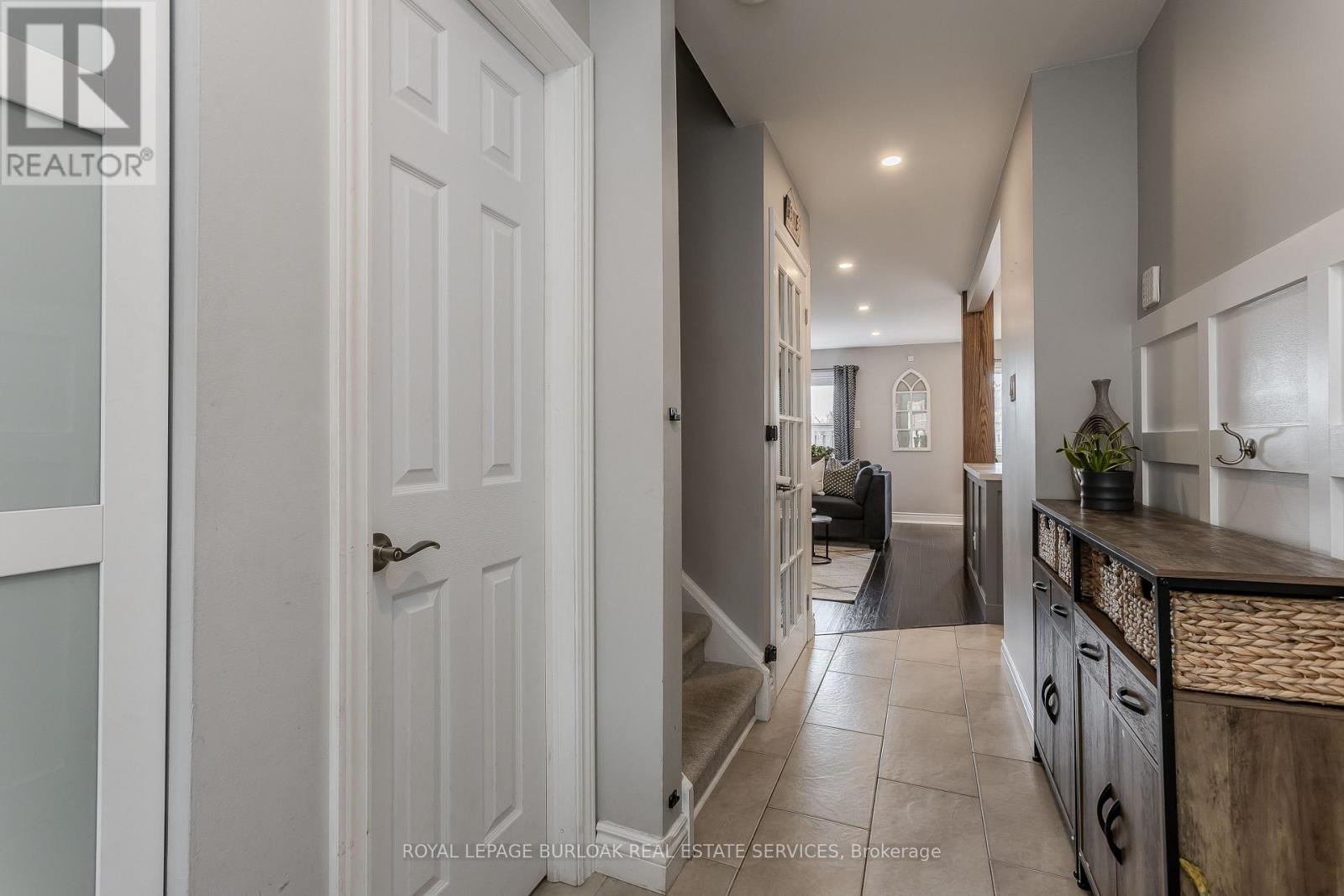 71 - 528 Sheraton Road, Burlington, Ontario  L7L 4B2 - Photo 8 - W12996668