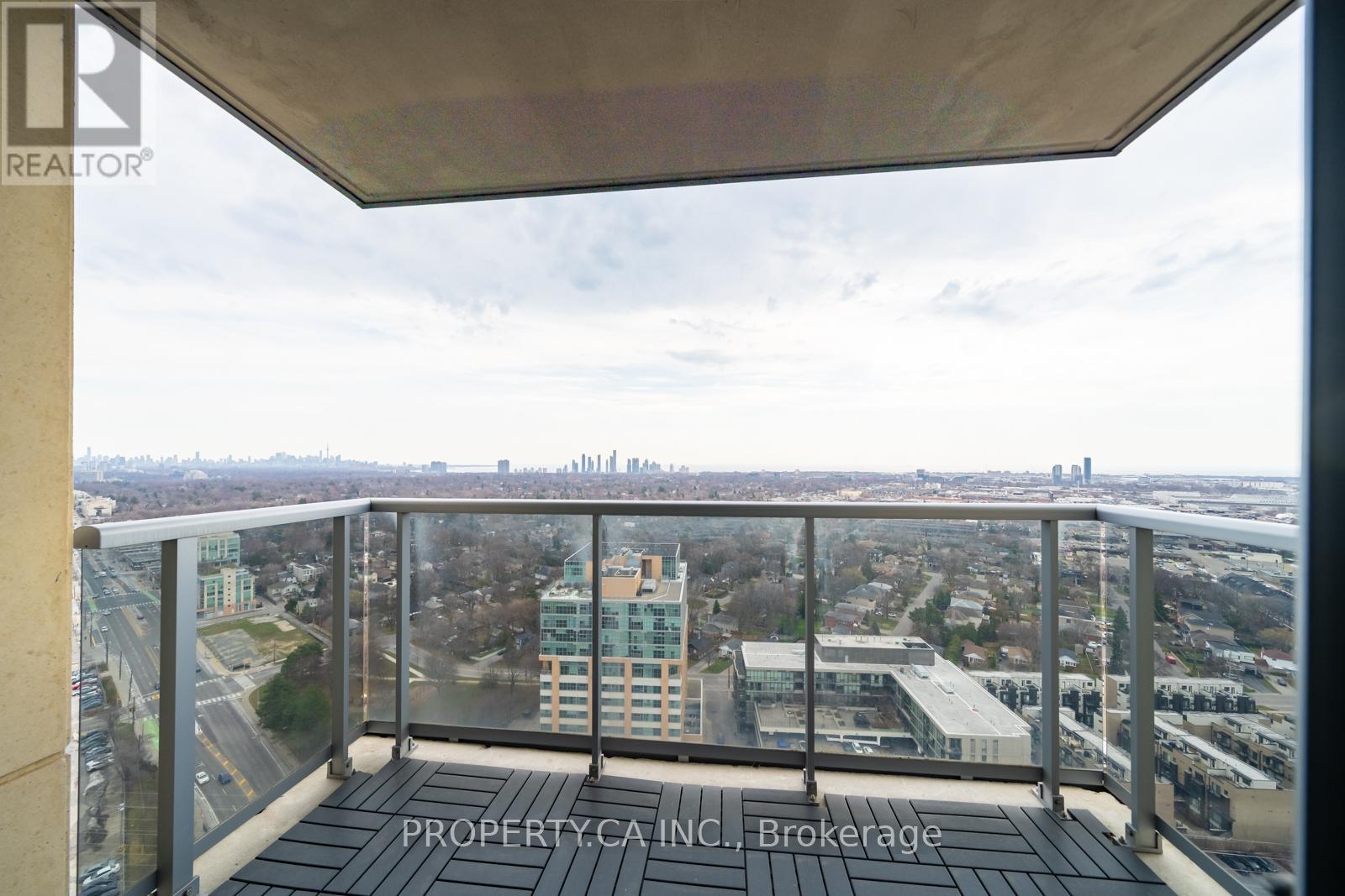 Lph06 - 3 Michael Power Place, Toronto, Ontario  M9A 0A2 - Photo 10 - W12996678