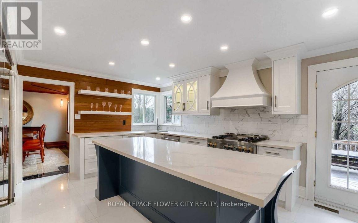 27 Mccauley Drive, Caledon, Ontario  L7E 0B6 - Photo 10 - W12996684