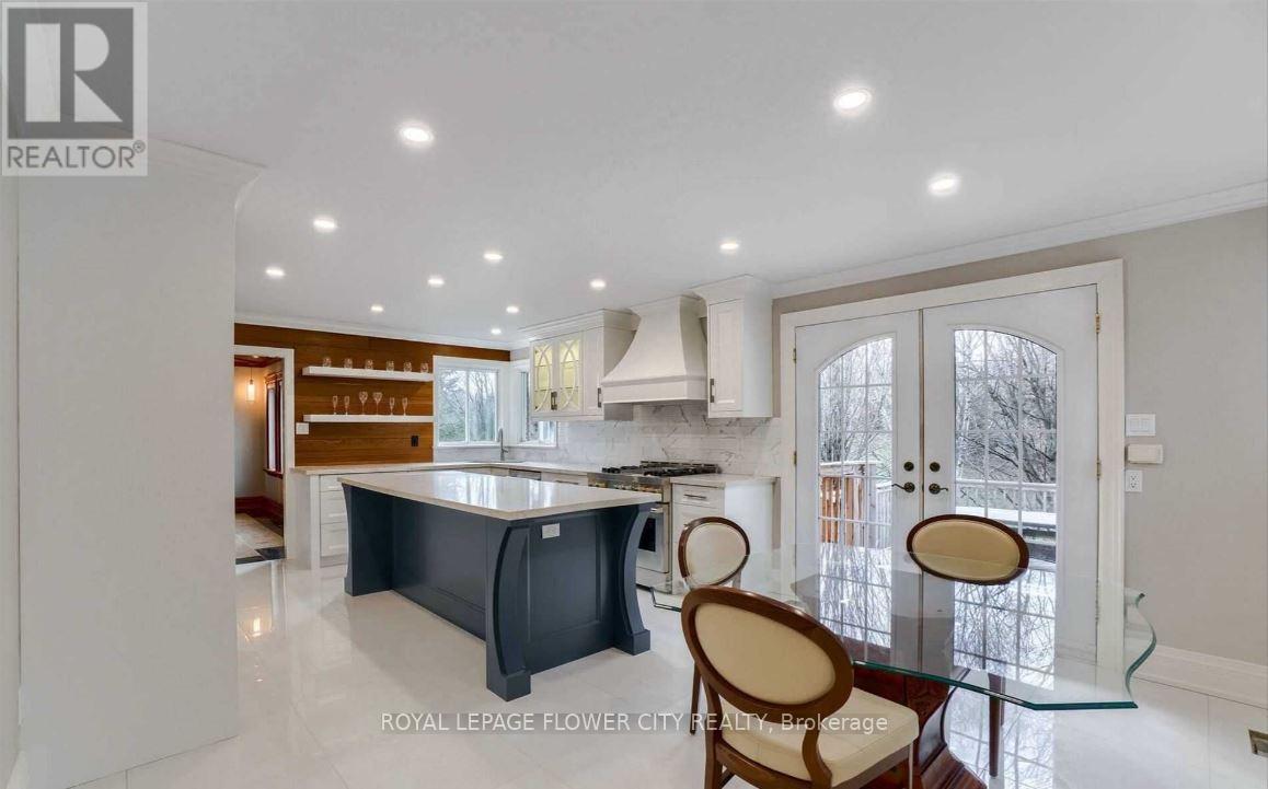 27 Mccauley Drive, Caledon, Ontario  L7E 0B6 - Photo 12 - W12996684