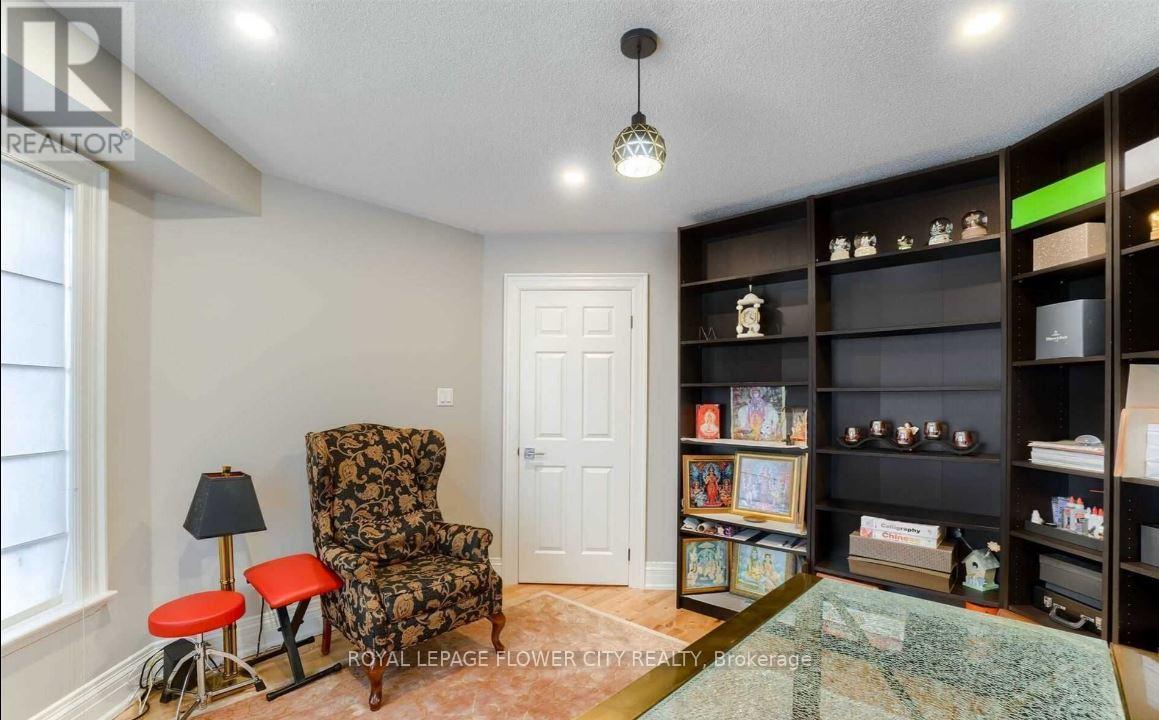 27 Mccauley Drive, Caledon, Ontario  L7E 0B6 - Photo 15 - W12996684