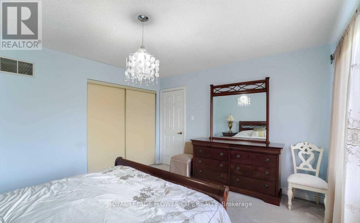 27 Mccauley Drive, Caledon, Ontario  L7E 0B6 - Photo 21 - W12996684