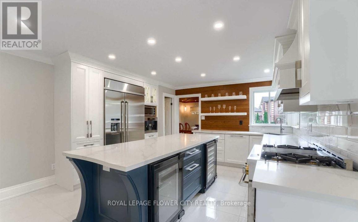 27 Mccauley Drive, Caledon, Ontario  L7E 0B6 - Photo 9 - W12996684