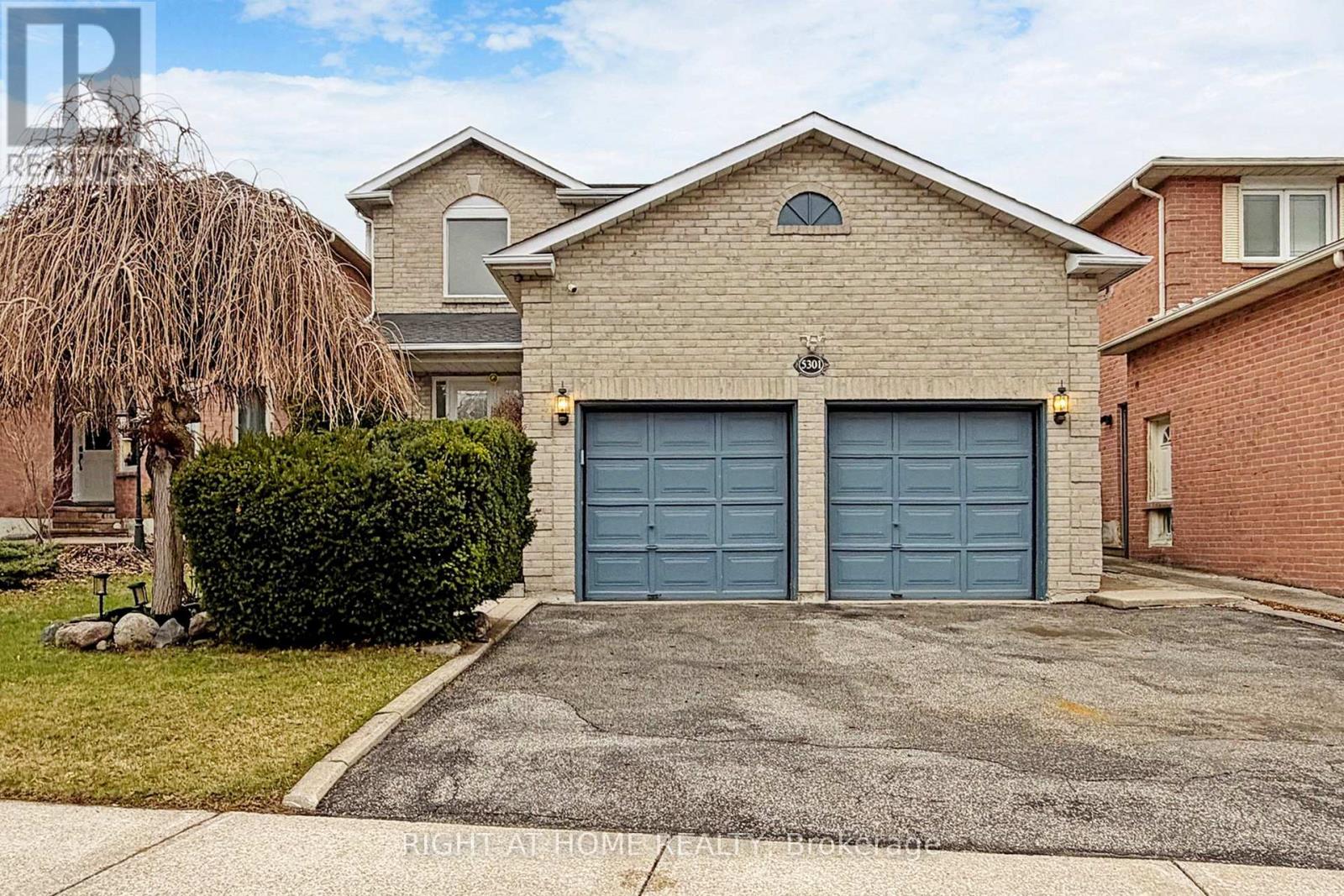 5301 HERITAGE HILLS BOULEVARD, Mississauga, Ontario