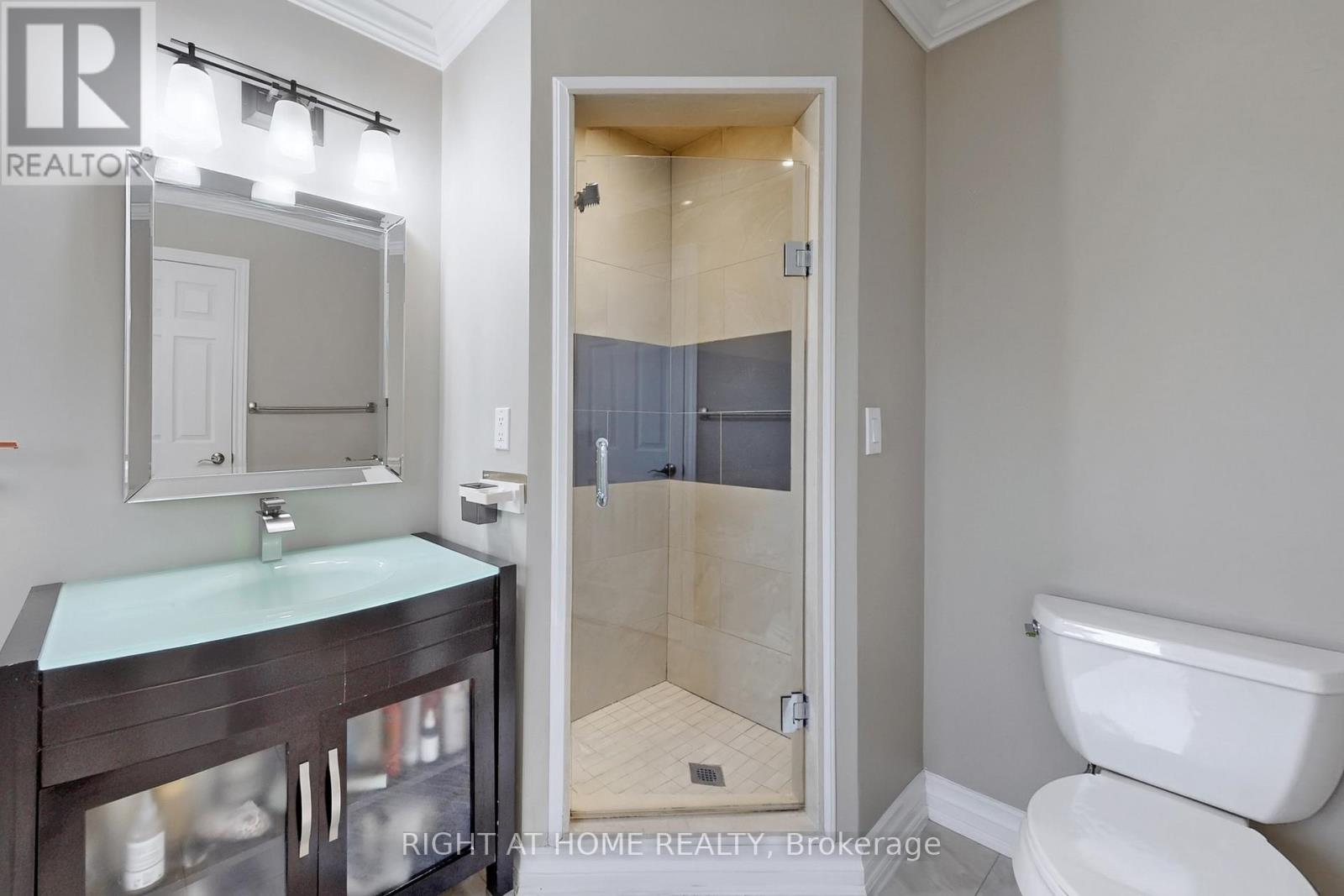 5301 Heritage Hills Boulevard, Mississauga, Ontario L5R 2J8 - Photo 24 - W12996686