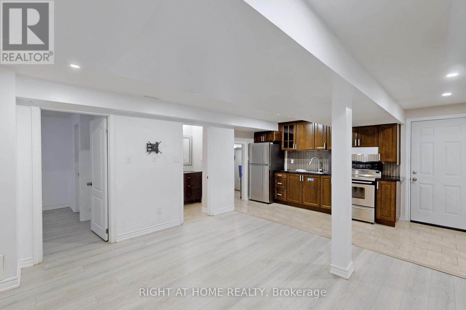 5301 Heritage Hills Boulevard, Mississauga, Ontario L5R 2J8 - Photo 35 - W12996686