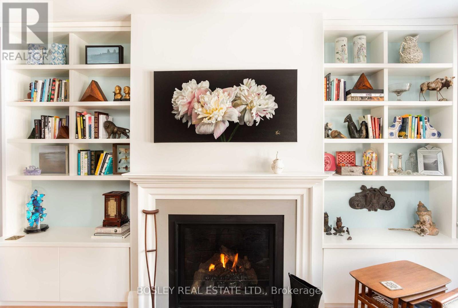 9 Indian Valley Crescent, Toronto, Ontario  M6R 1Y5 - Photo 4 - W12996698