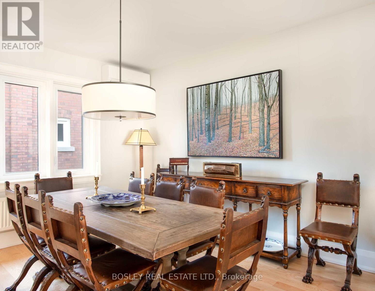 9 Indian Valley Crescent, Toronto, Ontario  M6R 1Y5 - Photo 6 - W12996698