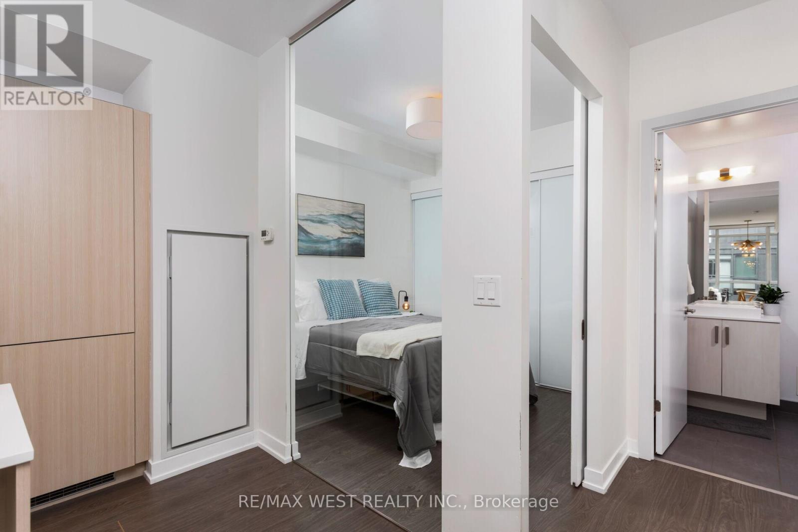 603 - 36 Howard Park Avenue, Toronto, Ontario  M6R 0A5 - Photo 28 - W12996710