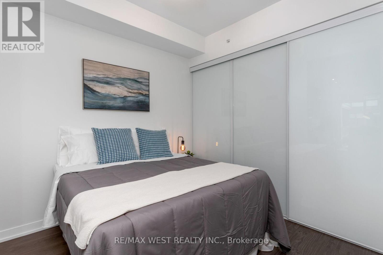 603 - 36 Howard Park Avenue, Toronto, Ontario  M6R 0A5 - Photo 29 - W12996710