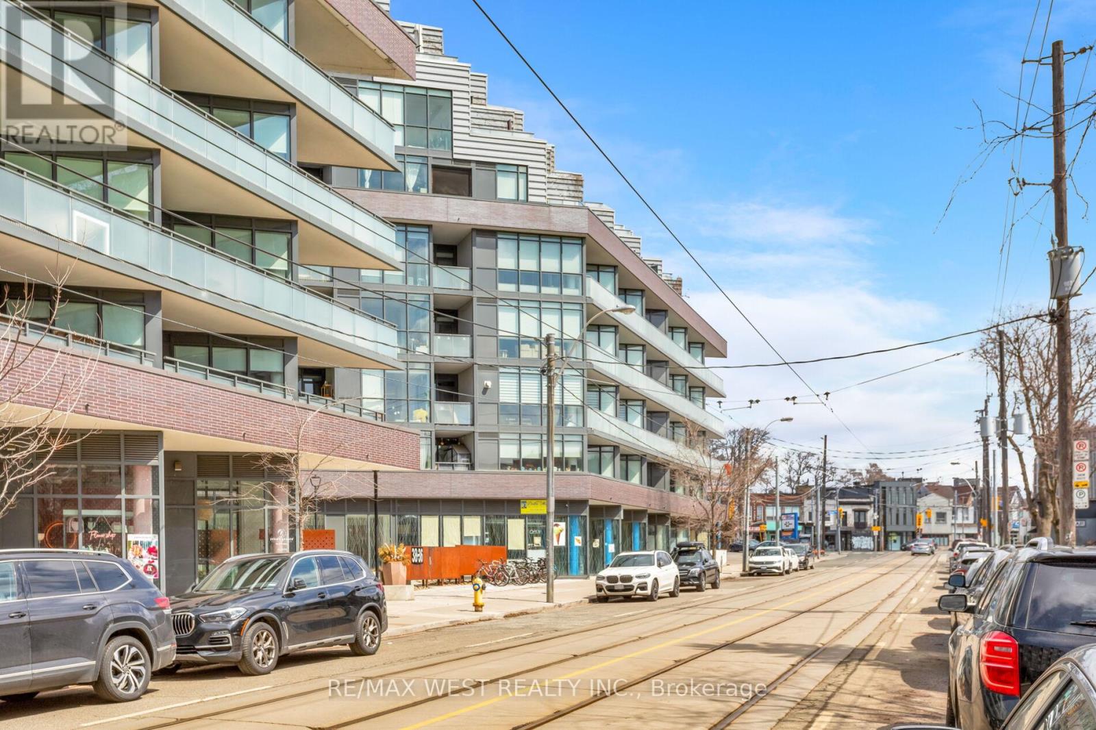 603 - 36 Howard Park Avenue, Toronto, Ontario  M6R 0A5 - Photo 3 - W12996710