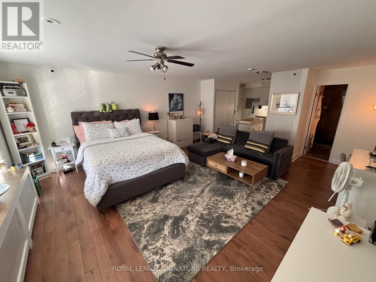 2 - 2798 Lakeshore Boulevard W, Toronto, Ontario  M8V 1H5 - Photo 3 - W12996714