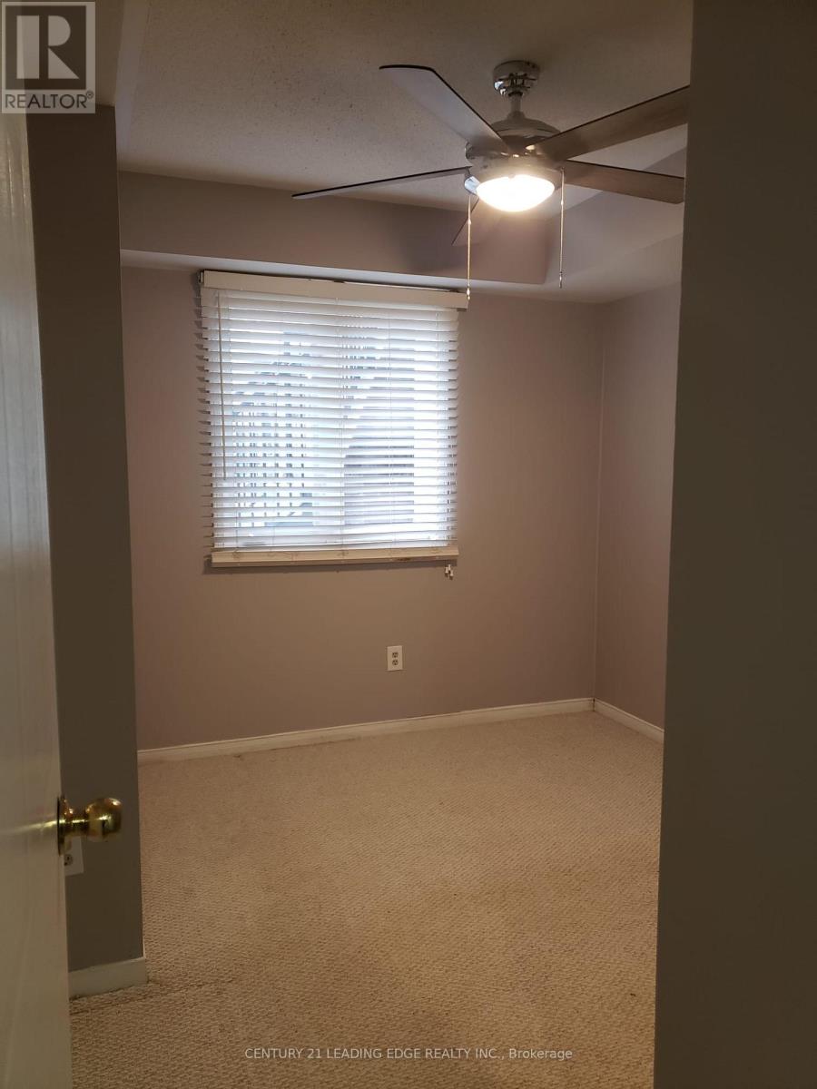 150 - 4975 Southhampton Drive, Mississauga, Ontario  L5M 8E1 - Photo 6 - W12996732