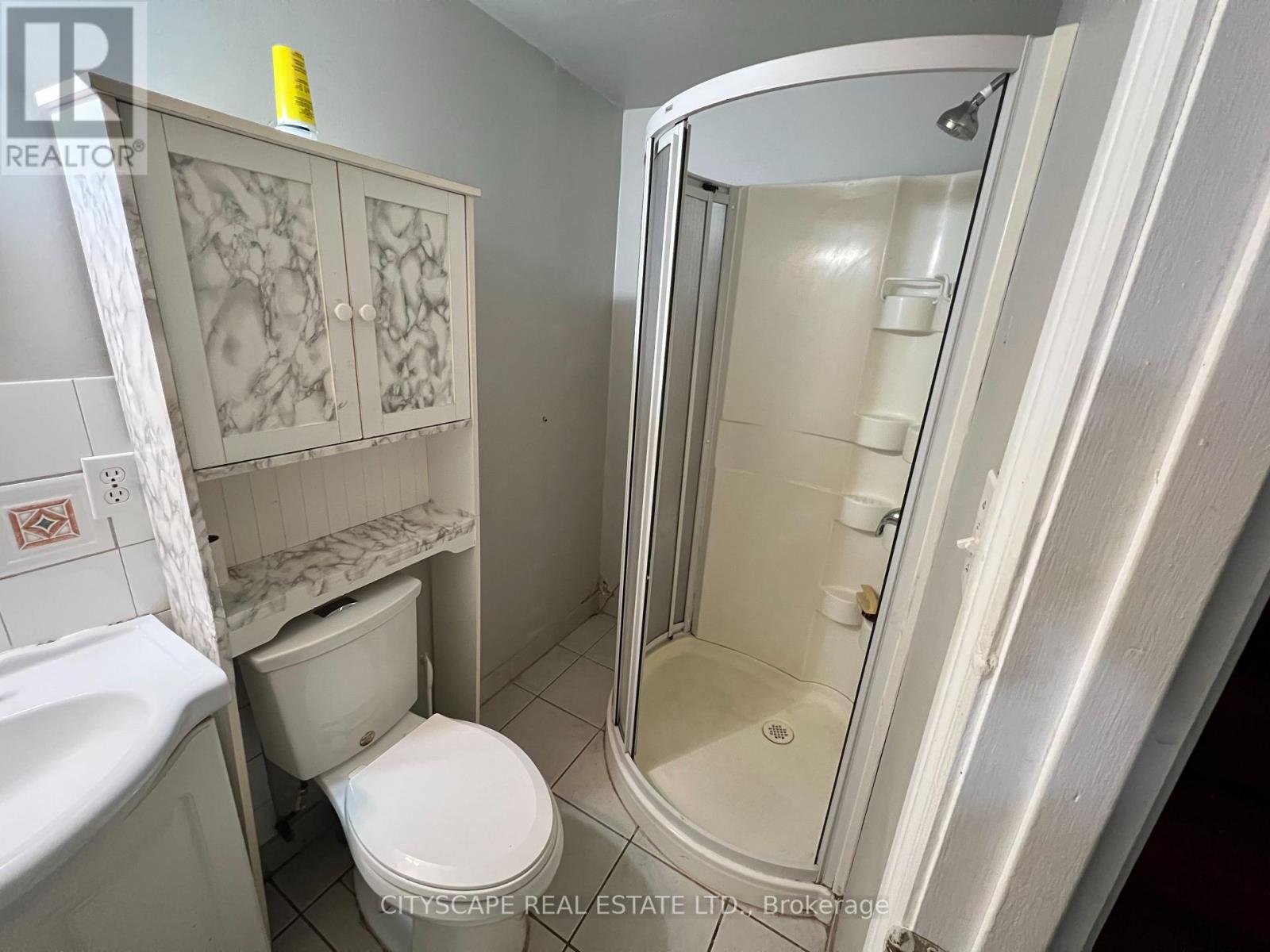 Basement - 4813 Creditview Road, Mississauga, Ontario  L5V 1H5 - Photo 10 - W12996746