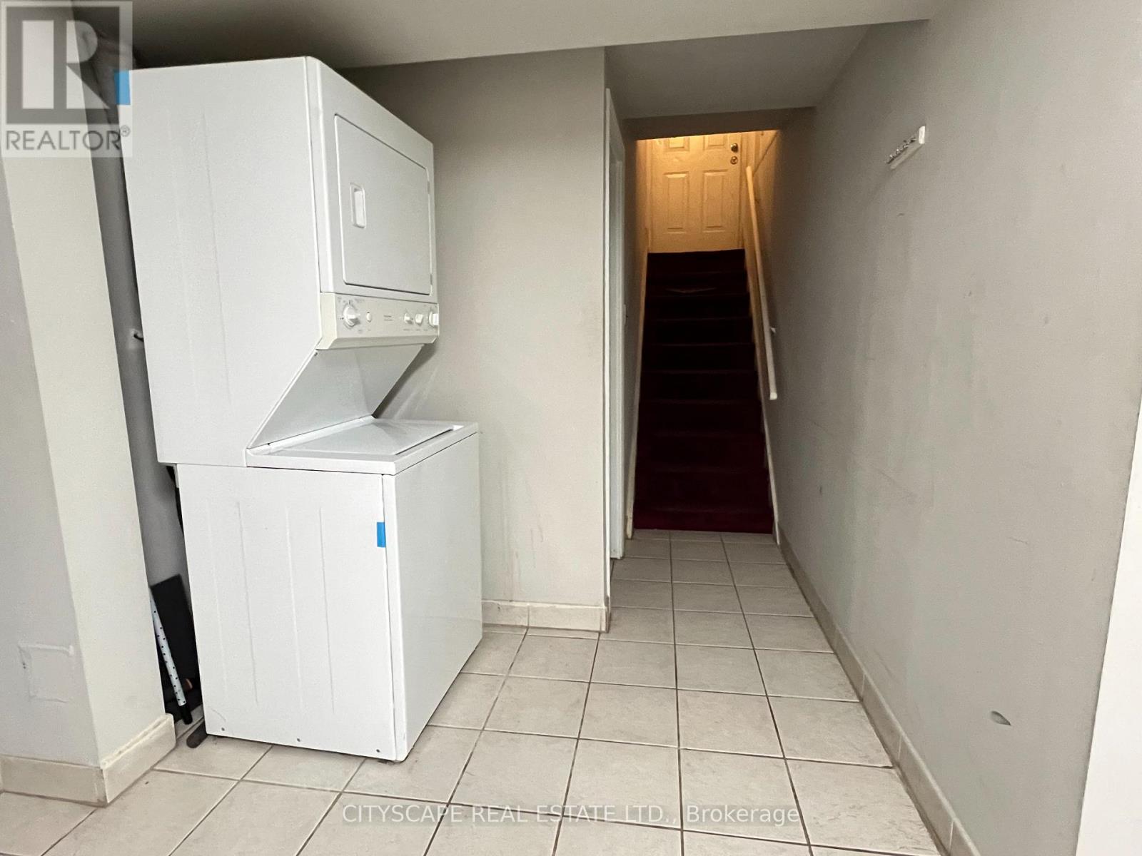 Basement - 4813 Creditview Road, Mississauga, Ontario  L5V 1H5 - Photo 7 - W12996746