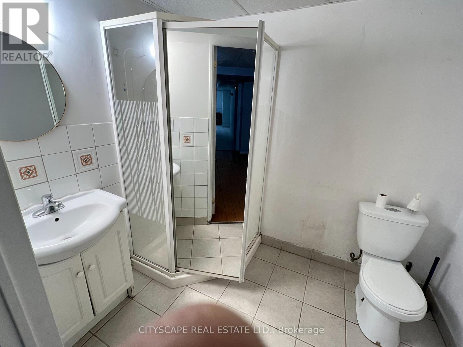 Basement - 4813 Creditview Road, Mississauga, Ontario  L5V 1H5 - Photo 9 - W12996746