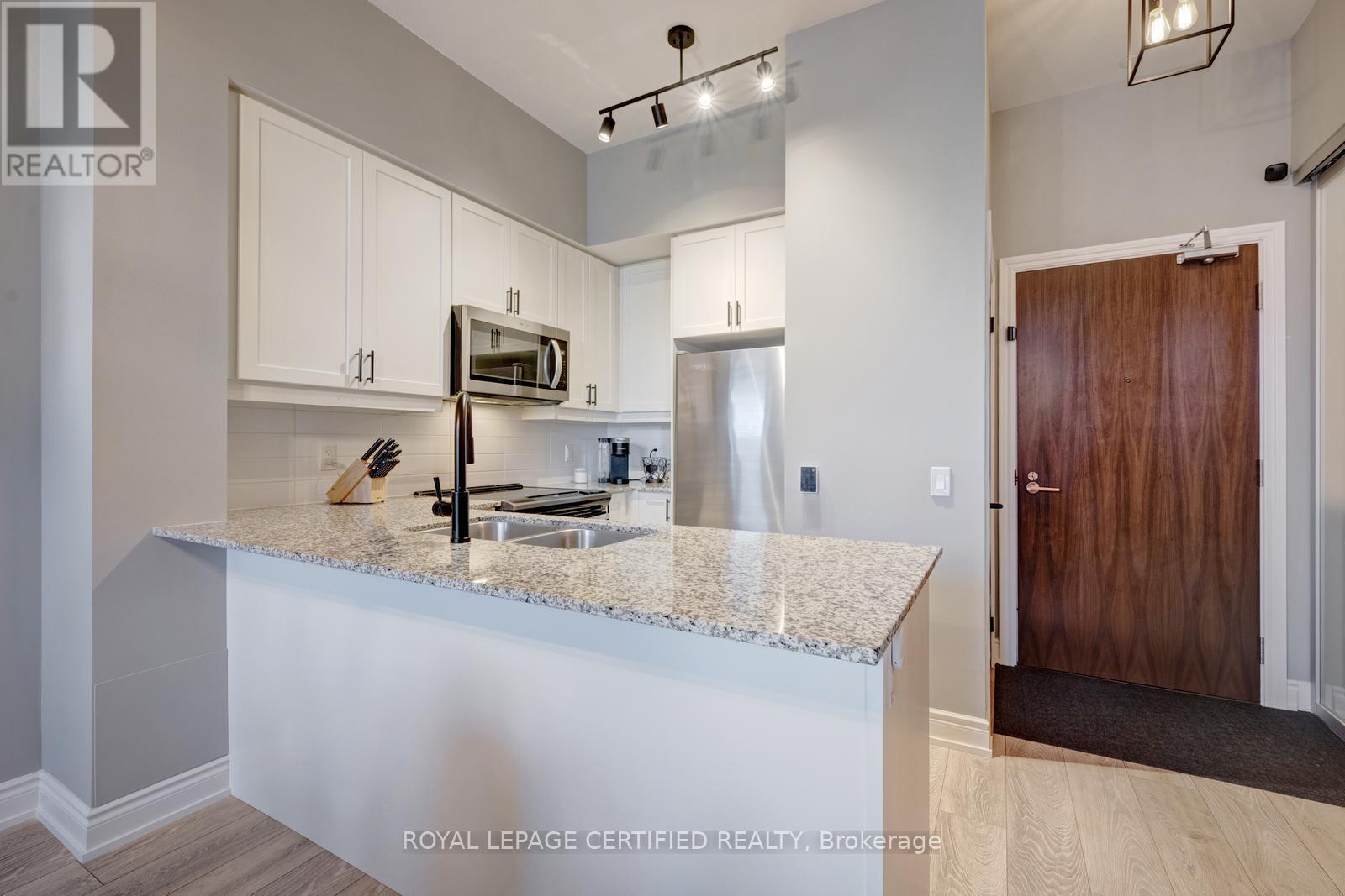 114 - 1050 Main Street E, Milton, Ontario  L9T 9M3 - Photo 7 - W12996782