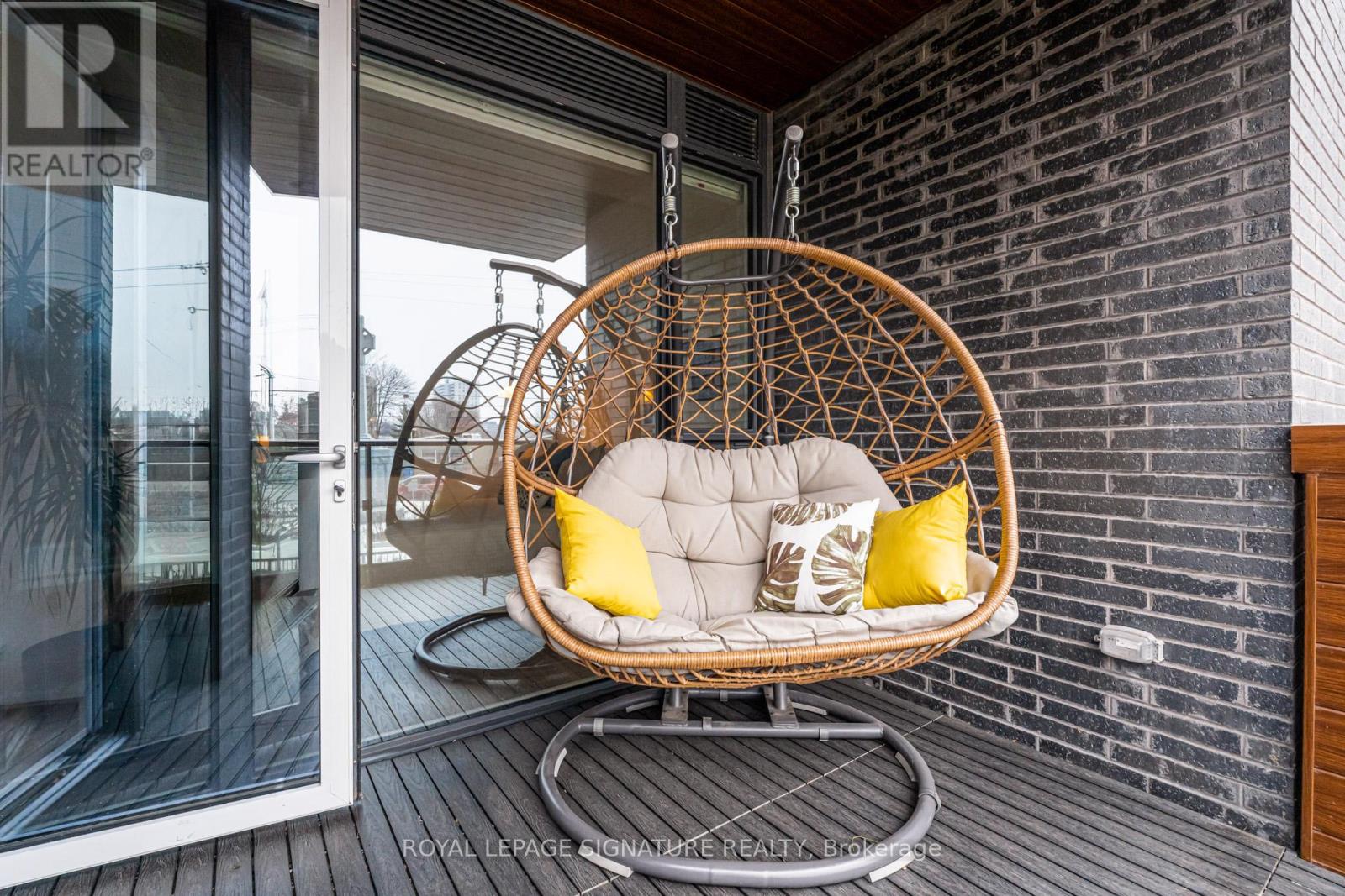 207 - 21 Park Street, Mississauga, Ontario  L5G 0C2 - Photo 16 - W12996800