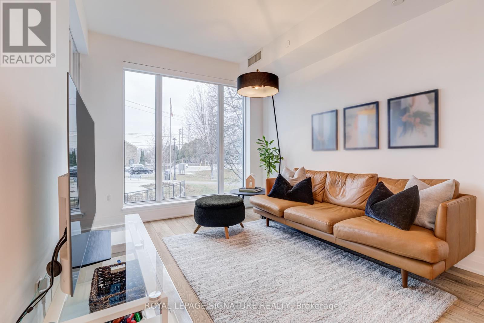 207 - 21 Park Street, Mississauga, Ontario  L5G 0C2 - Photo 7 - W12996800