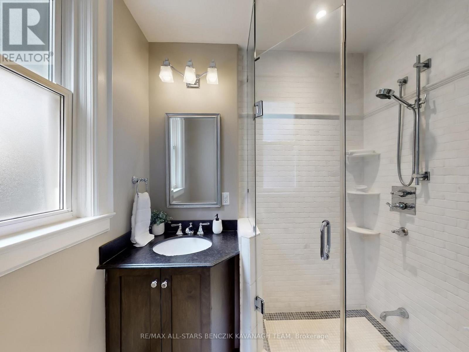 128 Annette Street, Toronto, Ontario  M6P 1P2 - Photo 13 - W12996808