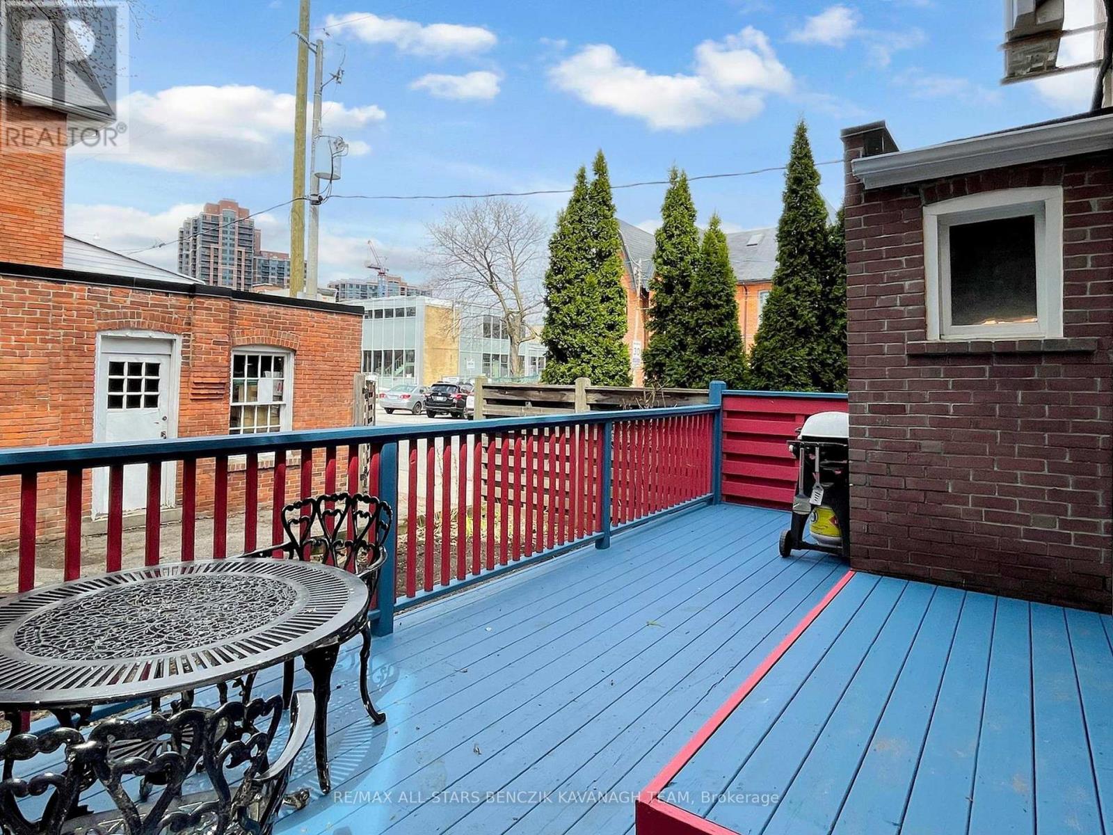 128 Annette Street, Toronto, Ontario  M6P 1P2 - Photo 32 - W12996808