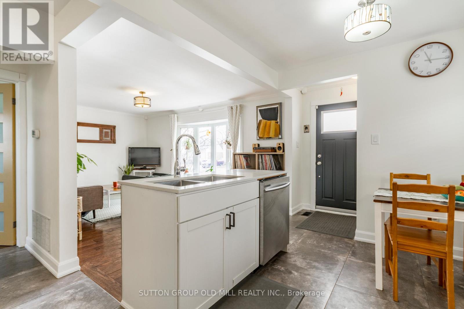 36 Allenby Avenue, Toronto, Ontario  M9W 1S6 - Photo 17 - W12996810