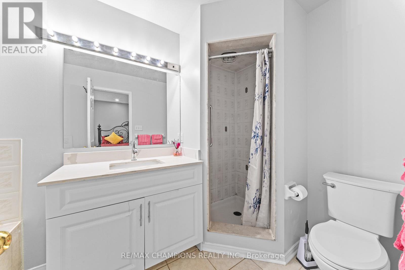 125 Tiller Trail, Brampton, Ontario  L6X 4S9 - Photo 17 - W12996816