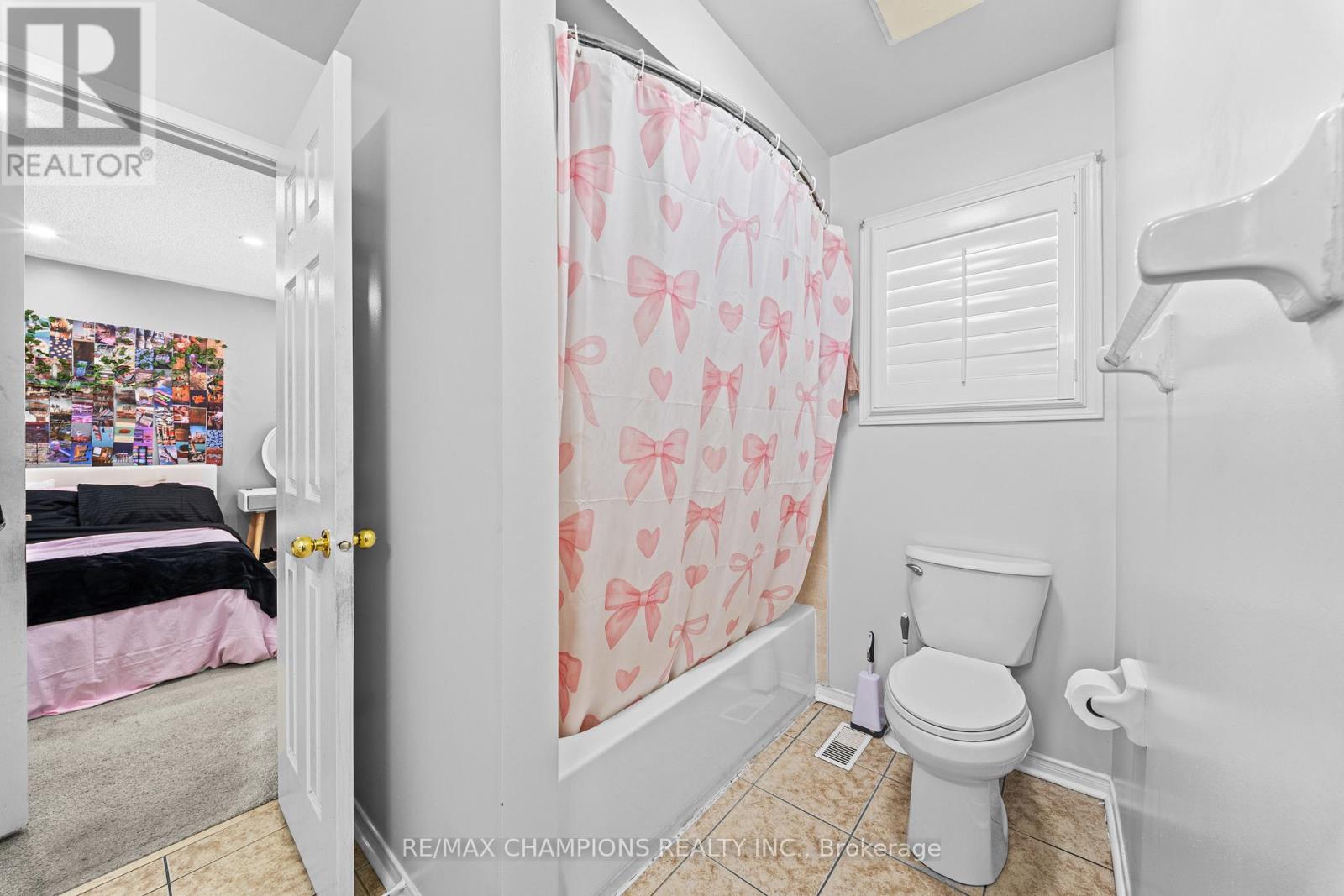 125 Tiller Trail, Brampton, Ontario  L6X 4S9 - Photo 21 - W12996816