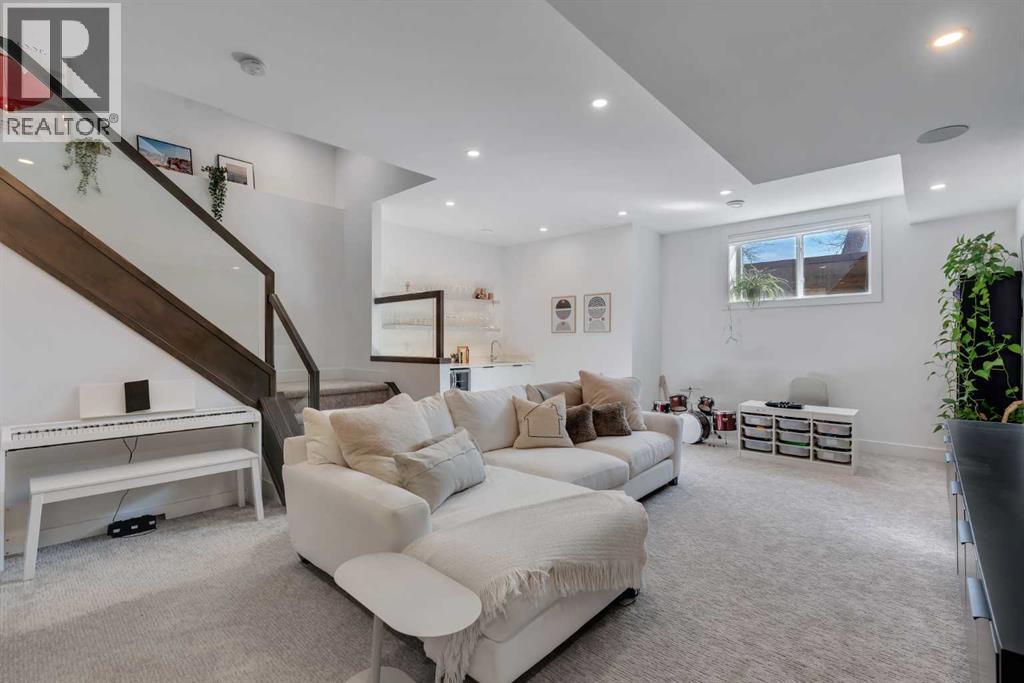 2839 35 Street Sw, Calgary, Alberta  T3E 2Y7 - Photo 38 - A2297564