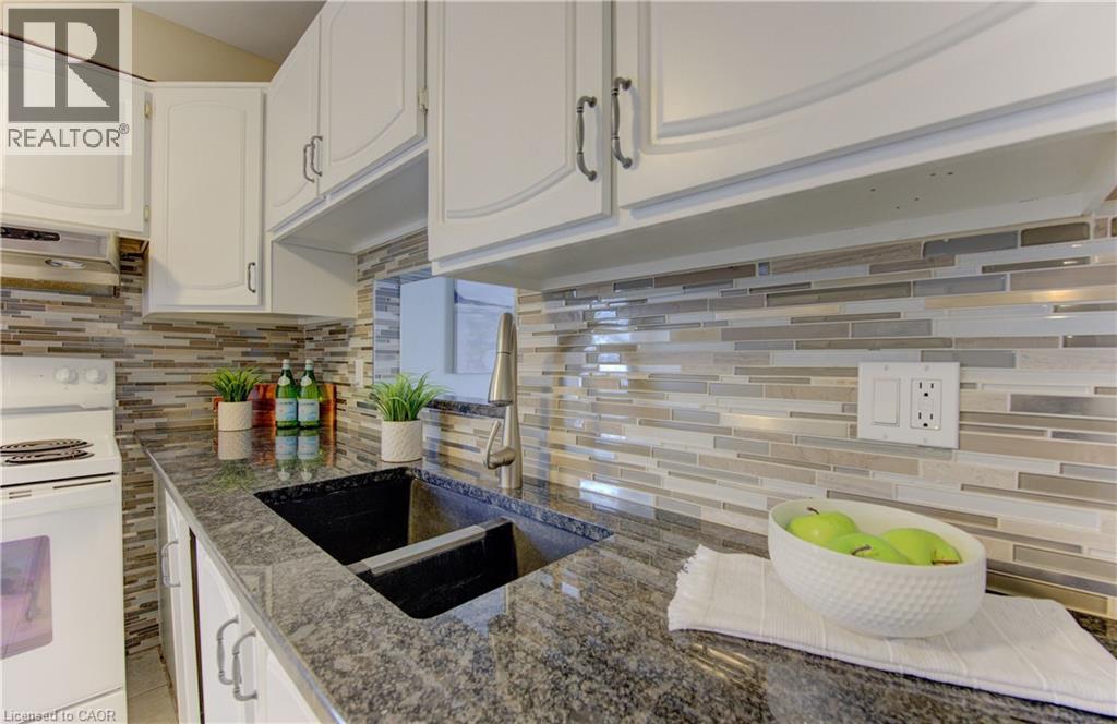 184 Silver Aspen Crescent, Kitchener, Ontario  N2N 1J1 - Photo 9 - 40818578