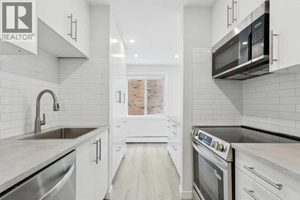 31, 2414 14a Street, Calgary, Alberta  T2T 3X3 - Photo 4 - A2299711