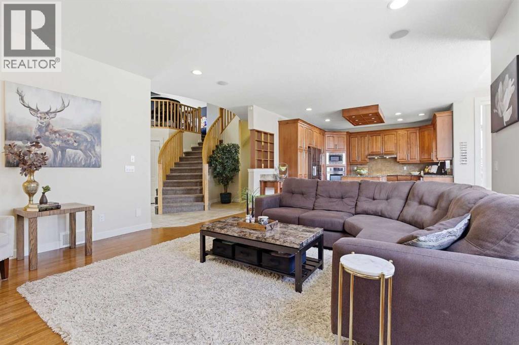 16 Drake Landing Road, Okotoks, Alberta  T1S 2M2 - Photo 9 - A2299793