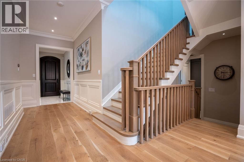 385 Pine Cove Road, Burlington, Ontario  L7N 1W4 - Photo 4 - 40820531