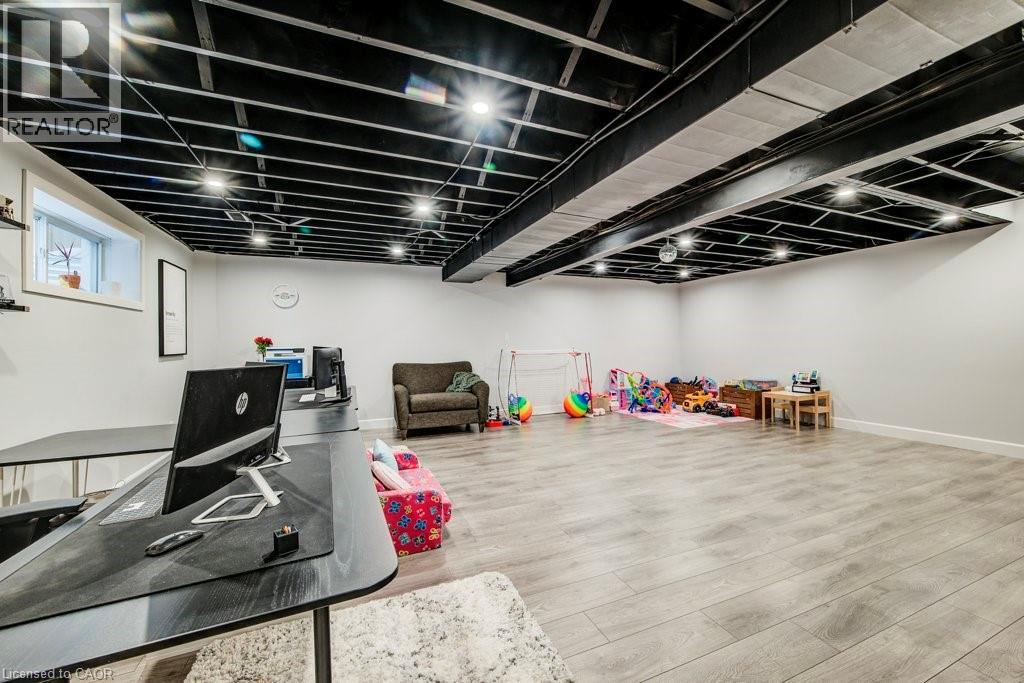 58 Eden Oak Trail, Kitchener, Ontario  N2A 0G3 - Photo 36 - 40820611