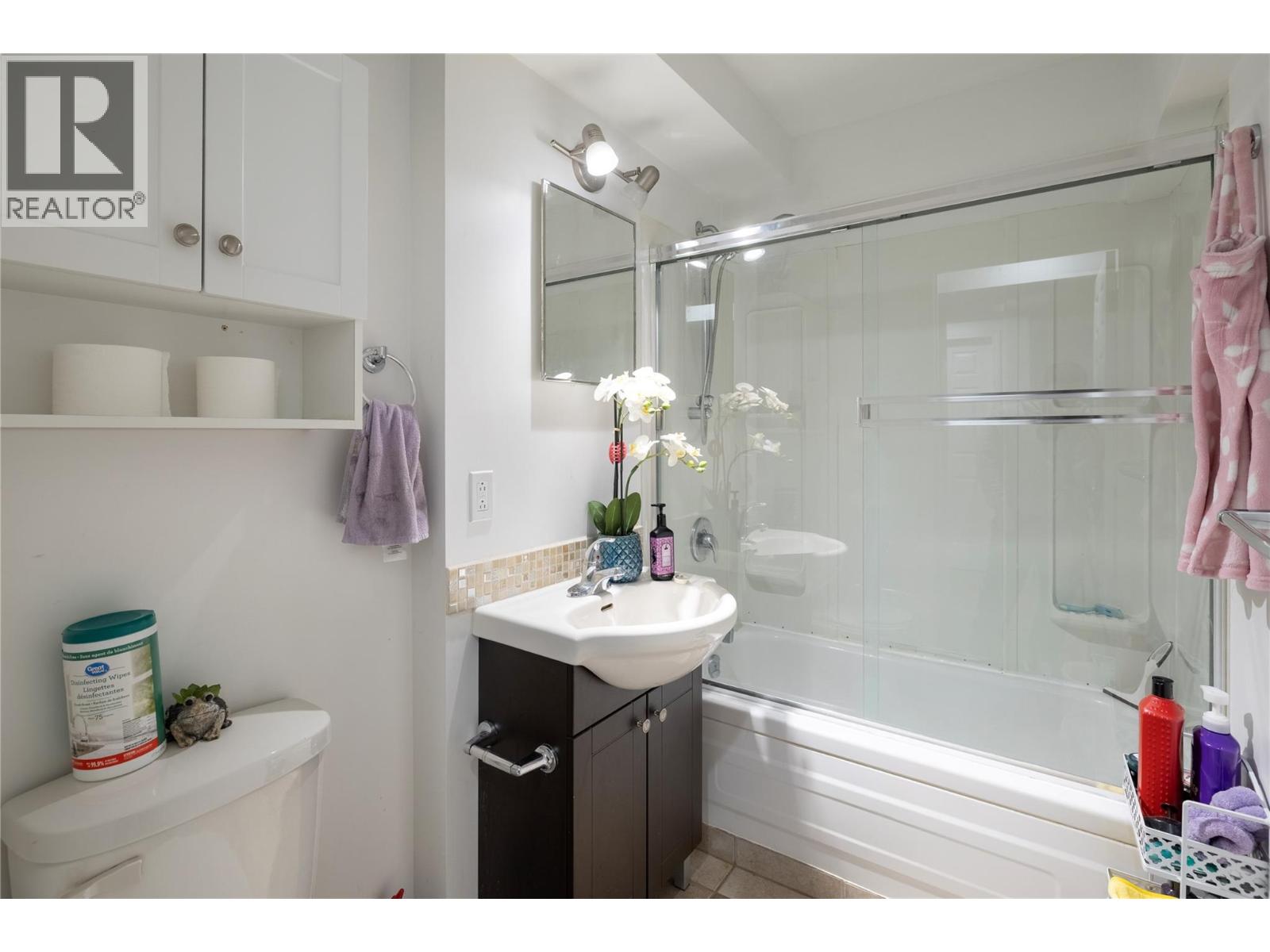 1601 37th Street, Vernon, British Columbia  V1T 6G2 - Photo 24 - 10379536