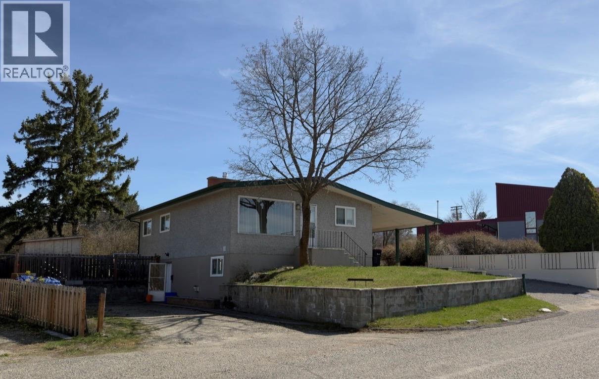 1601 37th Street, Vernon, British Columbia  V1T 6G2 - Photo 28 - 10379536