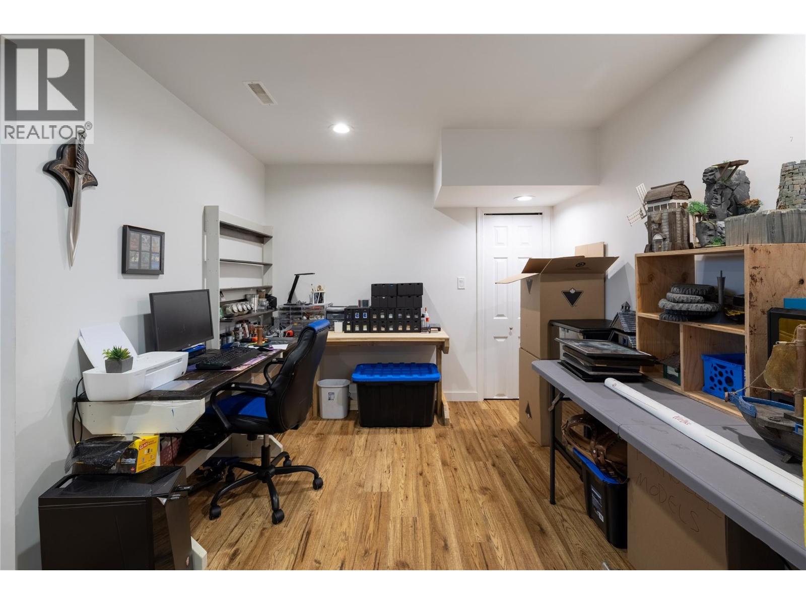 1601 37th Street, Vernon, British Columbia  V1T 6G2 - Photo 22 - 10379536