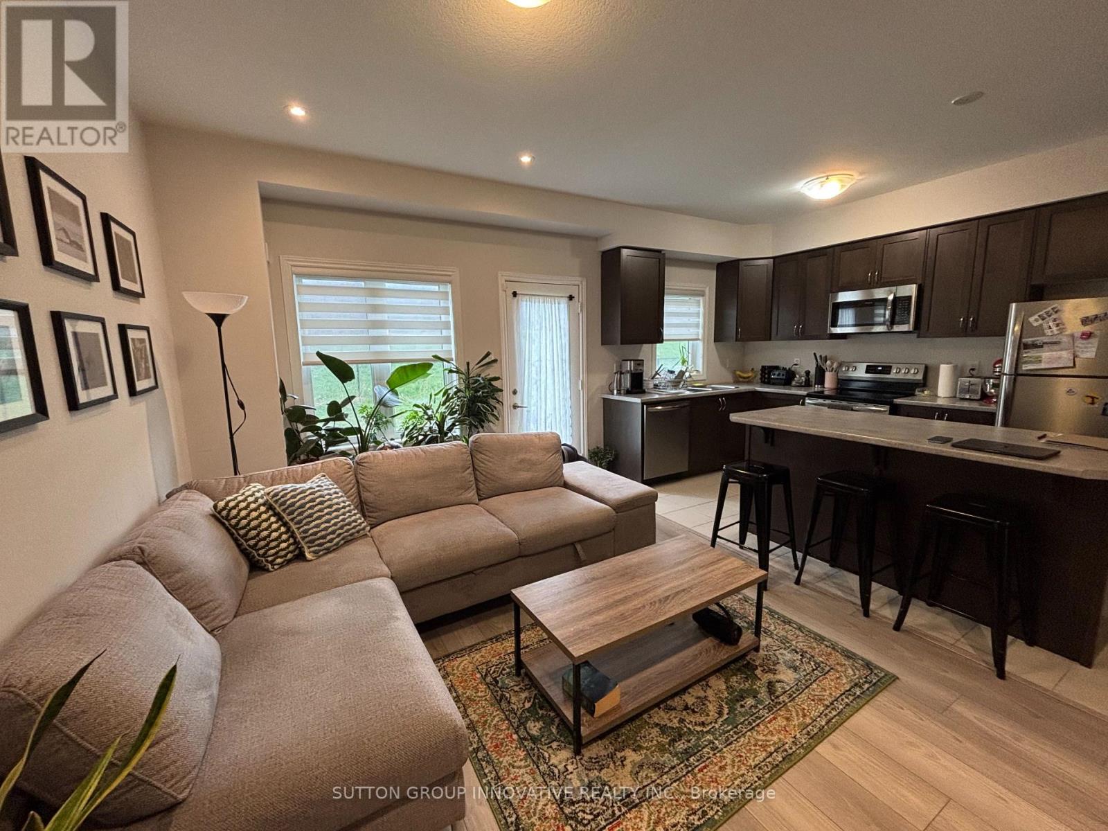 93 Bilanski Farm Road, Brantford, Ontario  N3S 0J4 - Photo 4 - X12996474