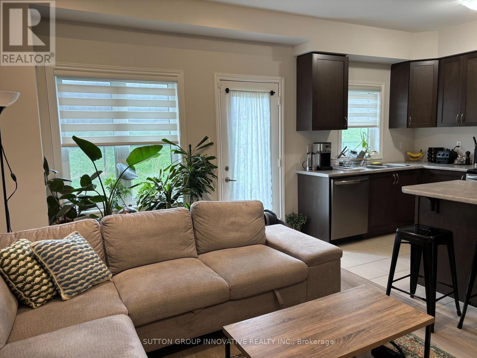 93 Bilanski Farm Road, Brantford, Ontario  N3S 0J4 - Photo 5 - X12996474