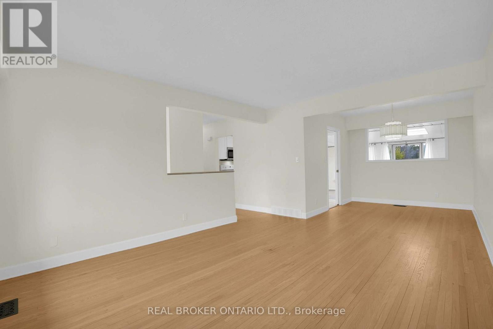 37 Nicklin Crescent, Guelph, Ontario  N1H 5E8 - Photo 15 - X12996520