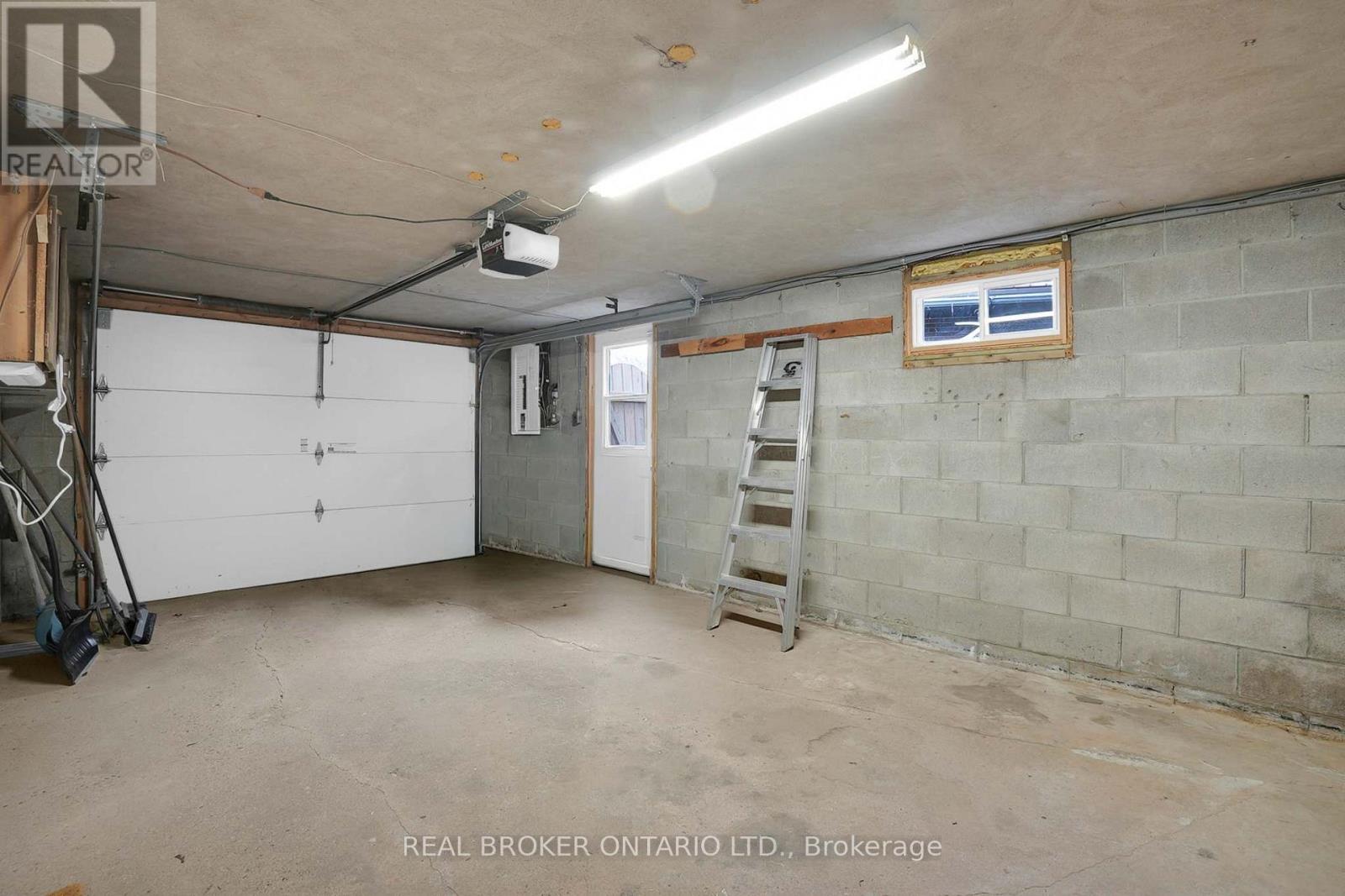 37 Nicklin Crescent, Guelph, Ontario  N1H 5E8 - Photo 32 - X12996520