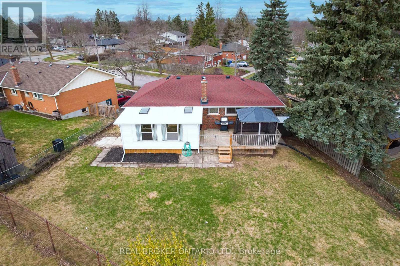 37 Nicklin Crescent, Guelph, Ontario  N1H 5E8 - Photo 43 - X12996520